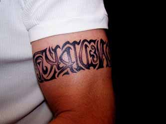 tatouage-bracelet-tribal-homme.jpg