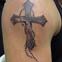 tatouage-croix-homme.jpg
